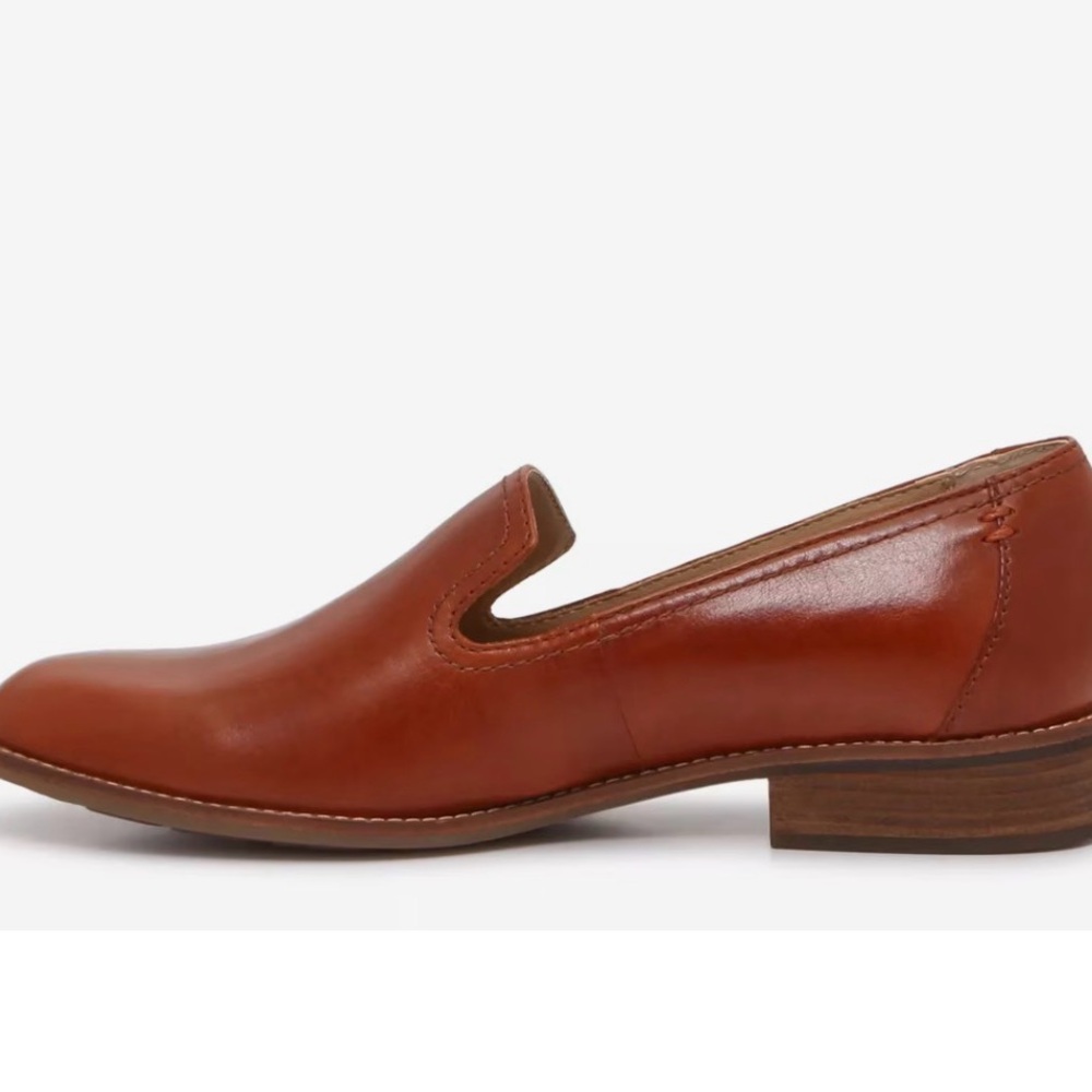 Earth Shoes Elegant Brown Leather Edna Loafers for Women
